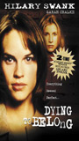 Dying to Belong (1997) Escenas Nudistas