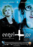 Engel & Joe (2001) Escenas Nudistas