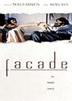 Facade (2000) Escenas Nudistas