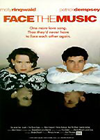 Face the Music (1993) Escenas Nudistas