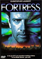Fortress (1993) Escenas Nudistas