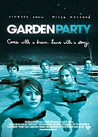 Garden Party (2008) Escenas Nudistas