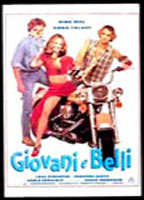 Giovani e belli (1996) Escenas Nudistas