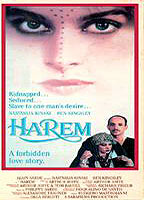 Harem (1986) Escenas Nudistas