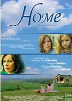 Home (2008) Escenas Nudistas