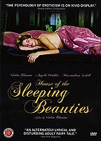 House of the Sleeping Beauties escenas nudistas