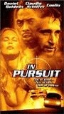 In Pursuit (2000) Escenas Nudistas