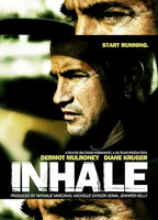 Inhale (2010) Escenas Nudistas