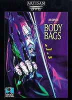 John Carpenter's Body Bags escenas nudistas