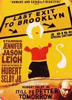 Last Exit to Brooklyn 1989 película escenas de desnudos