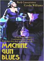 Machine Gun Blues escenas nudistas