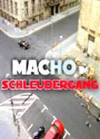 Macho im Schleudergang (2005) Escenas Nudistas