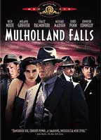 Mulholland Falls 1996 película escenas de desnudos
