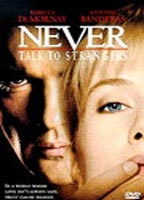 Never Talk to Strangers (1995) Escenas Nudistas