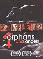 Orphans and Angels (2003) Escenas Nudistas