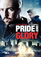 Pride and Glory 2008 película escenas de desnudos