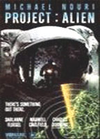 Project Alien 1990 película escenas de desnudos