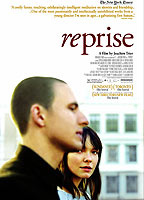 Reprise (2006) Escenas Nudistas