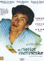 Rigtigt menneske, Et 2001 película escenas de desnudos