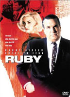 Ruby (1992) Escenas Nudistas