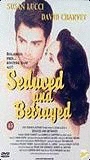 Seduced and Betrayed (1995) Escenas Nudistas