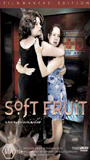 Soft Fruit escenas nudistas
