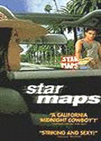 Star Maps escenas nudistas