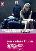 Student Services (2010) Escenas Nudistas