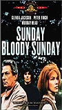 Sunday Bloody Sunday 1971 película escenas de desnudos