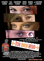 Ten Inch Hero (2007) Escenas Nudistas