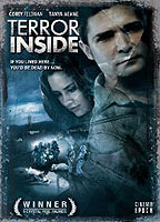 Terror Inside 2008 película escenas de desnudos