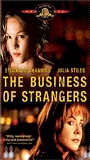 The Business of Strangers 2001 película escenas de desnudos