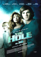 The Hole (II) 2009 película escenas de desnudos