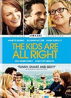 The Kids Are All Right (2010) Escenas Nudistas