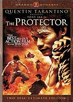 The Protector escenas nudistas