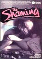 The Shaming (1979) Escenas Nudistas
