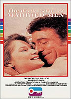The World is Full of Married Men 1979 película escenas de desnudos
