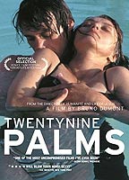 Twentynine Palms escenas nudistas