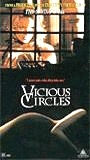 Vicious Circles escenas nudistas