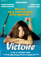 Victoire (2004) Escenas Nudistas