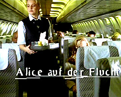 Alice auf der Flucht (1998) Escenas Nudistas