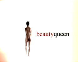 Beauty Queen (2004) Escenas Nudistas