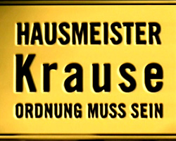Hausmeister Krause 1999 película escenas de desnudos