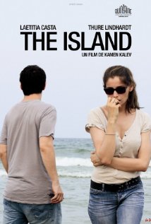 The Island 2011 película escenas de desnudos