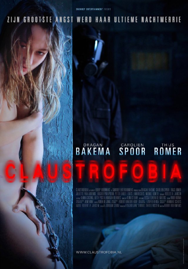 Claustrofobia 2011 película escenas de desnudos
