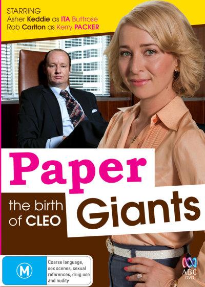 Paper Giants: The Birth of Cleo (2011-presente) Escenas Nudistas